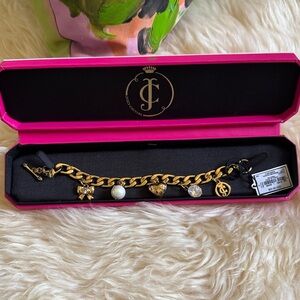 Juicy Couture Gold Charm Bracelet with Pearls and Hearts NWT